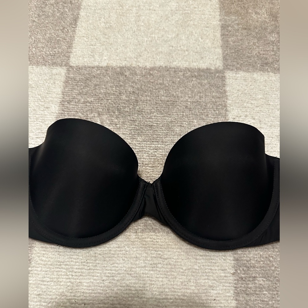 Victorias Secret Strapless Pushup Bra